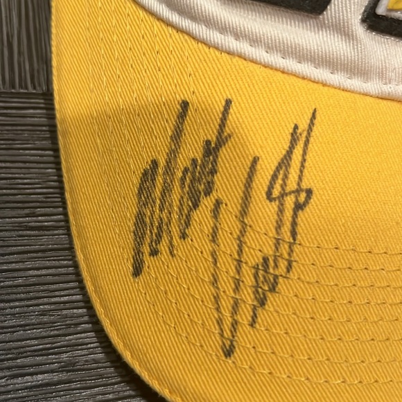 Matt Kenseth Signed Dewalt nascar hat. - Picture 4 of 4
